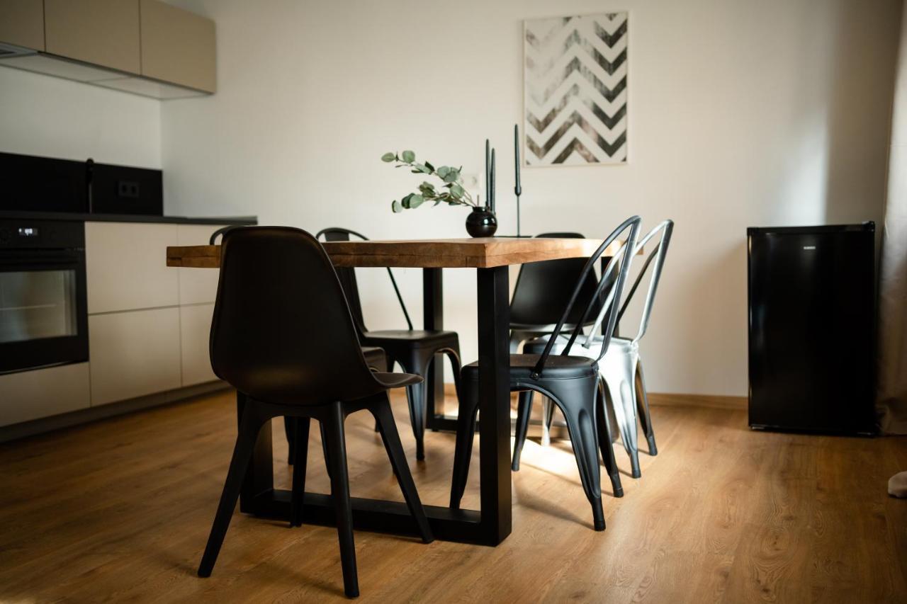 Oldtown Studio Apartment With 2 Bathrooms Düsseldorf Eksteriør bilde