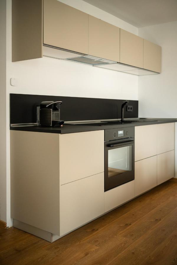 Oldtown Studio Apartment With 2 Bathrooms Düsseldorf Eksteriør bilde